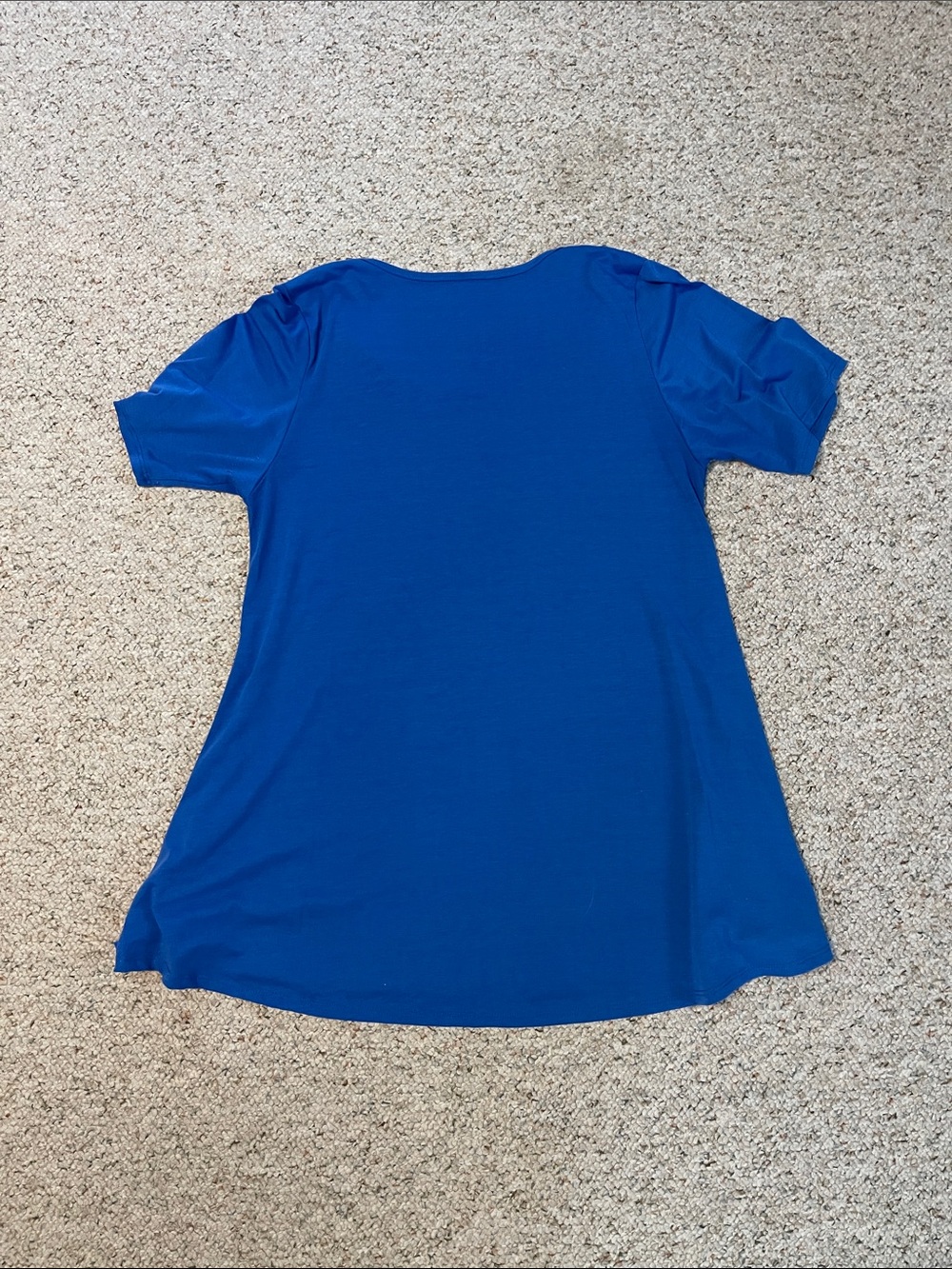 LuLaRoe Women's Tees Bundle - Purple, Olive Green, Royal Blue, Navy Floral, Rust - Picture 7 of 12